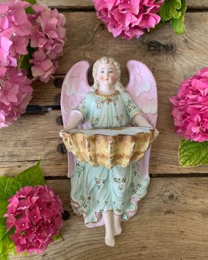 ANCIEN BENITIER ANGE BISCUIT POLYCHROME