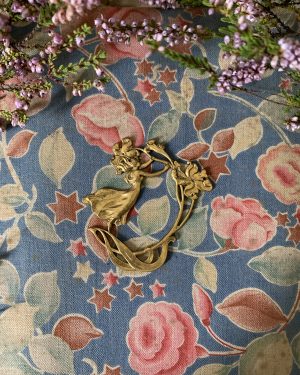 Petit sujet art nouveau