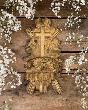 Décor religieux en bronze