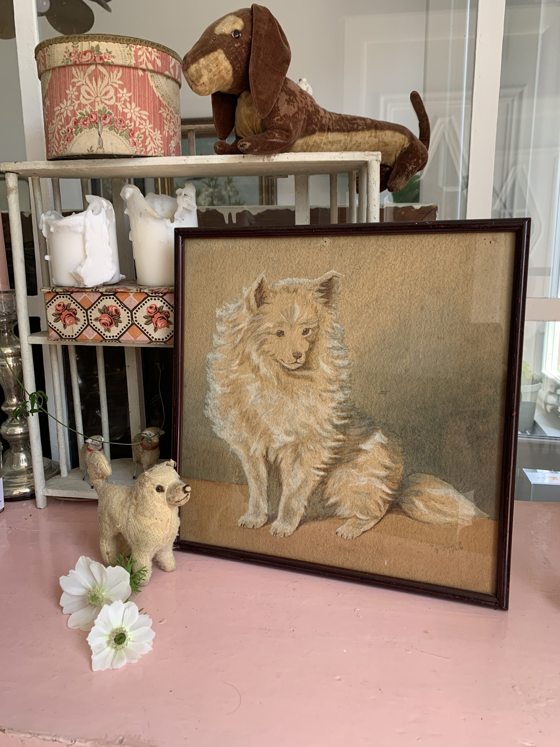 Ancien Petit Chien En Paille Sur Roues 'Dougy' - Hauteur 25 Cm - Jouet Vintage France
