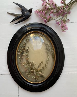 Ancienne couronne de mariée sous cadre Napoléon III